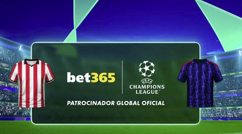 Imagen del balon de un partido de fútbol con bet365 como plataforma